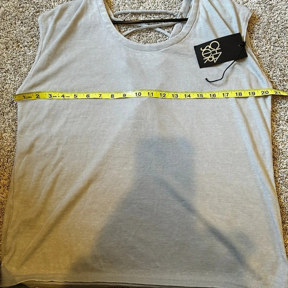 Chaser Women's Medium Gray Ribbed Blouse NWT - Picture 5 of 6